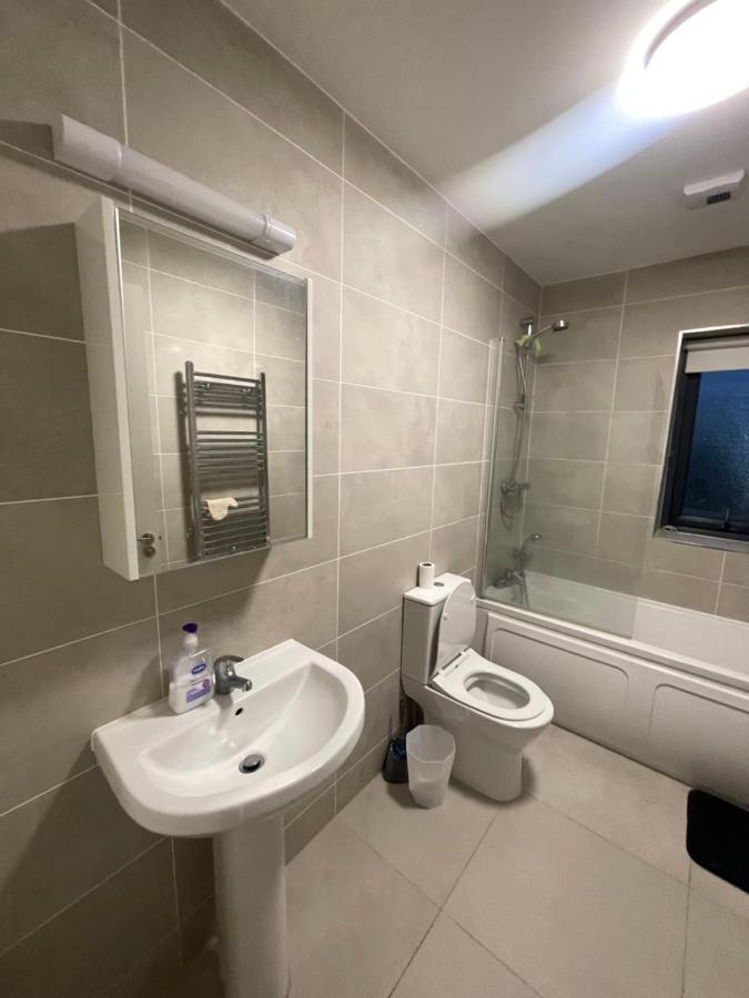 Private Room In A New Shared Apartment Maynooth Luaran gambar